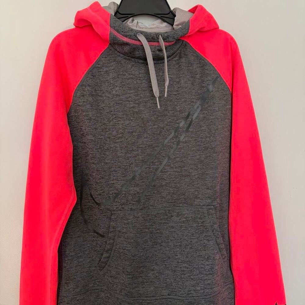 Nike Therma fit pullover hoodie